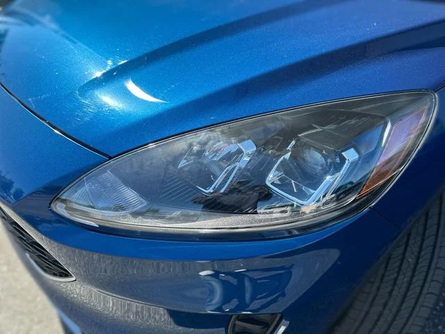 Used 2022 Blue Ford SE image 9