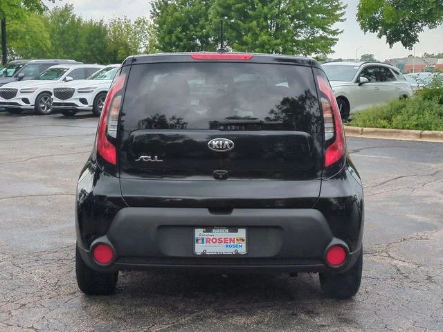 Used 2016 Black Kia Base image 6