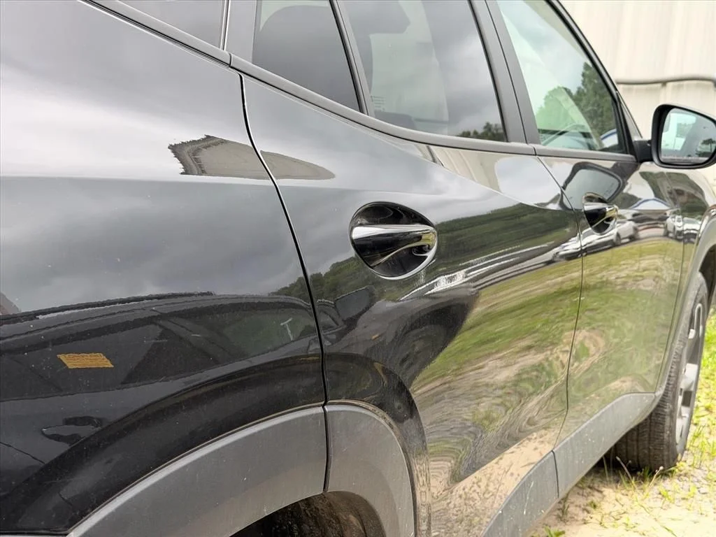 Used 2025 Black Chevrolet LT image 10