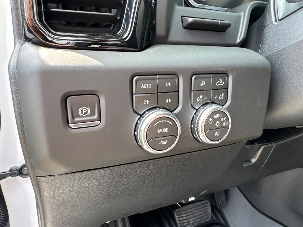 2026 GMC Sierra 2500HD AT4 - Photo 12