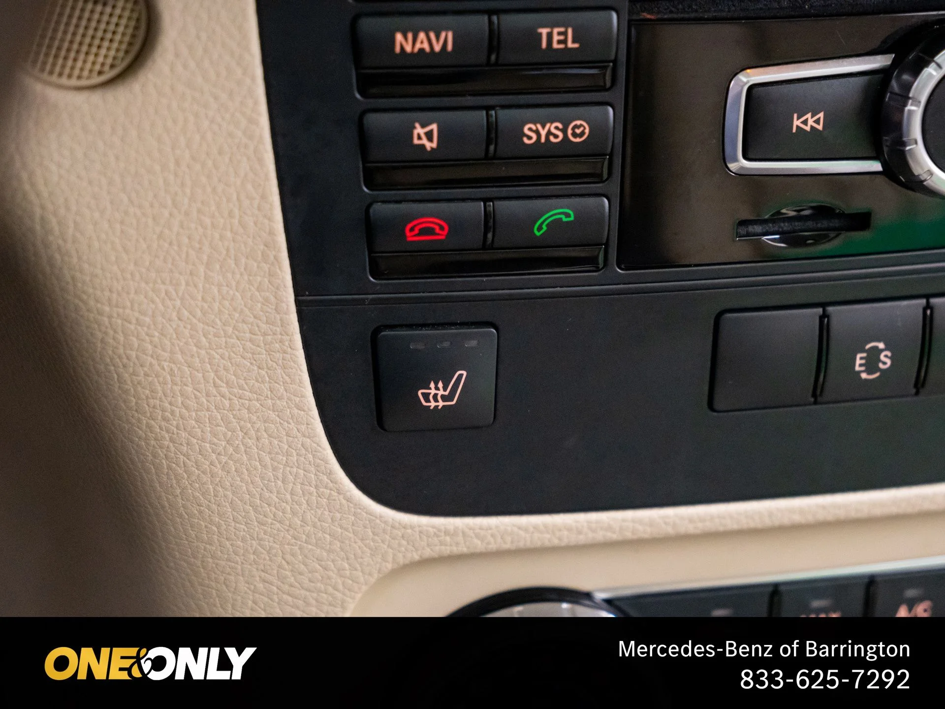 Used 2014 Red Mercedes-Benz GLK 350 image 28