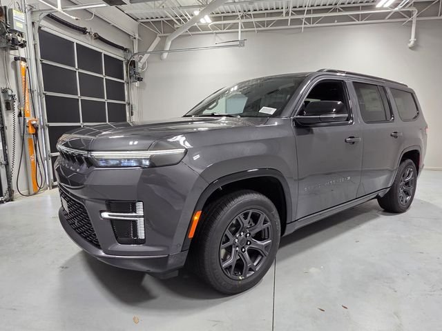 New 2026 Baltic-Gray Metallic Clear-Coat Exterior Paint Jeep Limited Altitude image 3