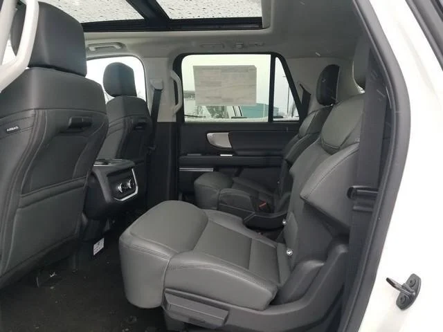 New 2026 Star White Metallic Tri-Coat Ford MAX Active image 44