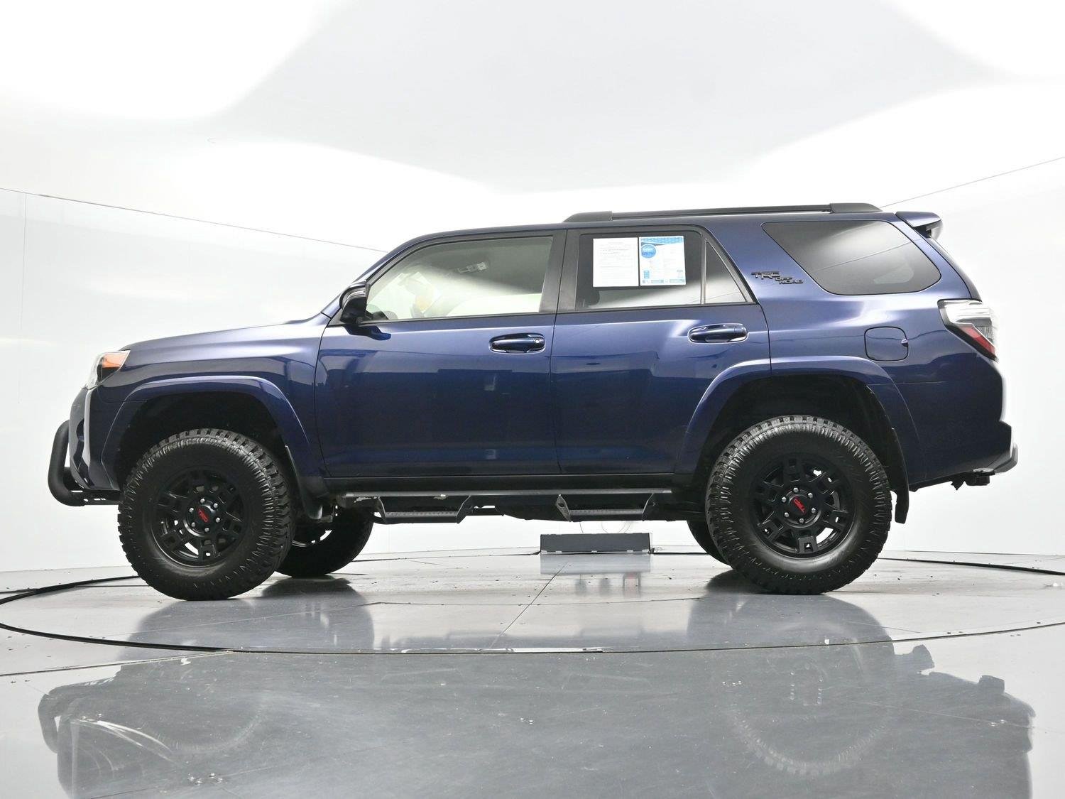 Used 2019 Nautical Blue Metallic Toyota SR5 image 48