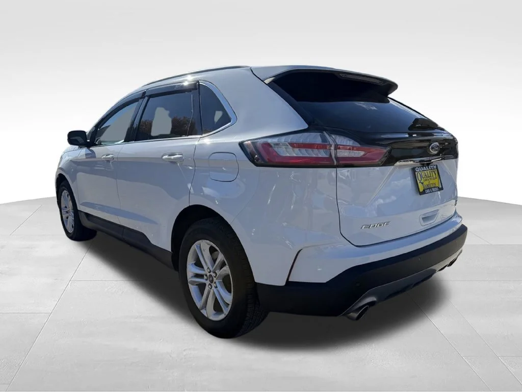 Used 2020 White Ford SEL image 3