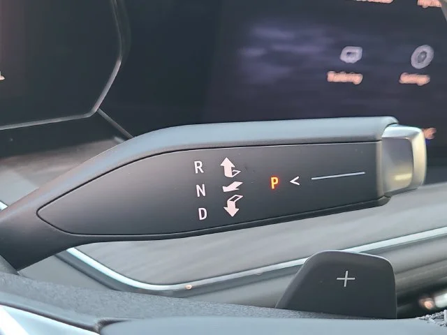 2026 Chevrolet Suburban LT - Photo 37