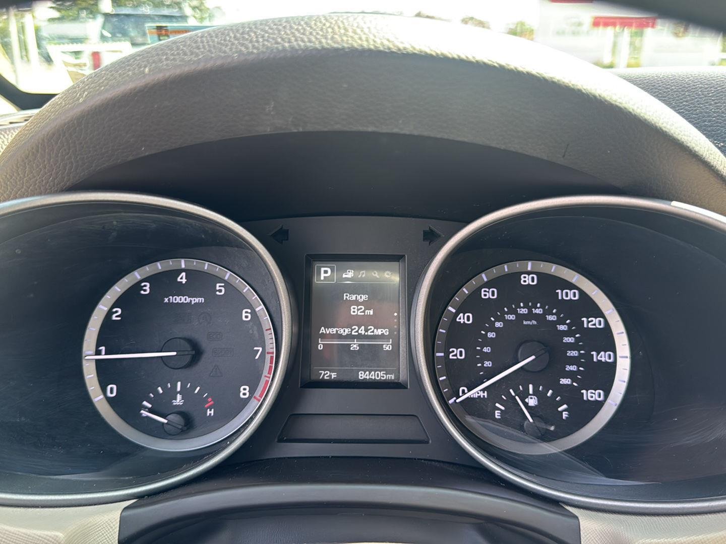 Used 2018 Marlin Blue Hyundai 2.4L image 8