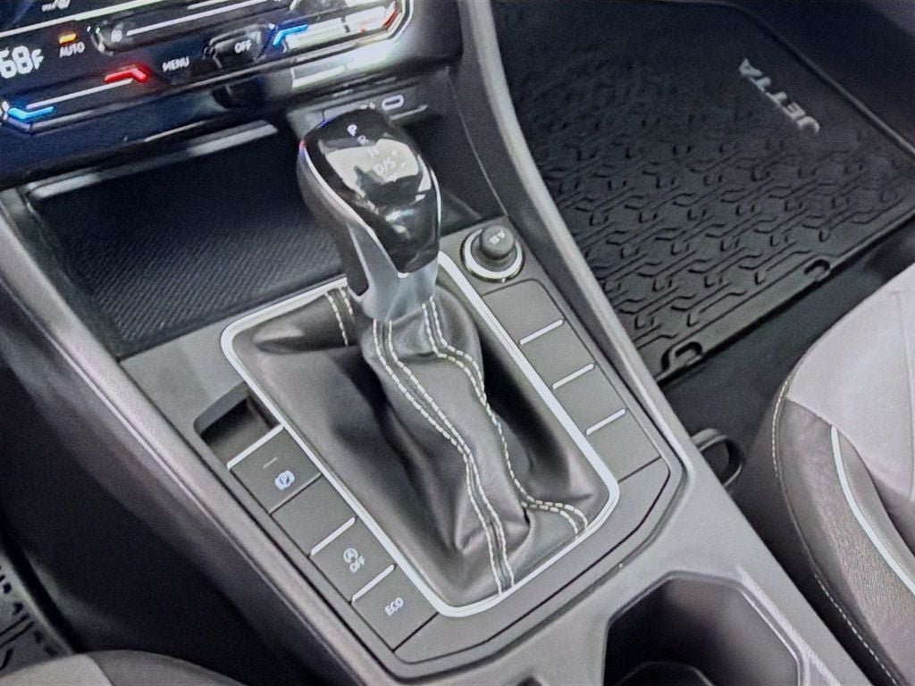 2026 Volkswagen Jetta Sport - Photo 16