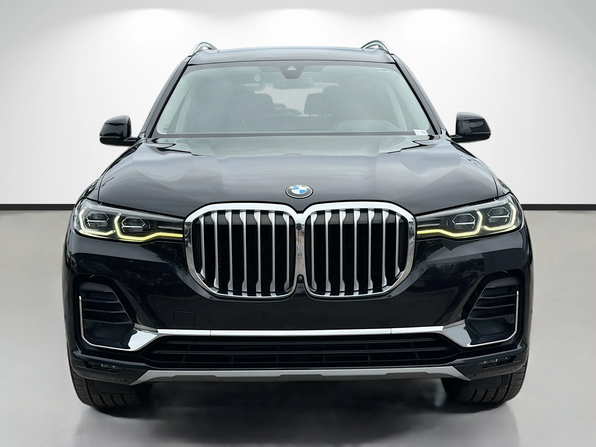 Used 2022 Black Sapphire Metallic BMW xDrive40i image 8