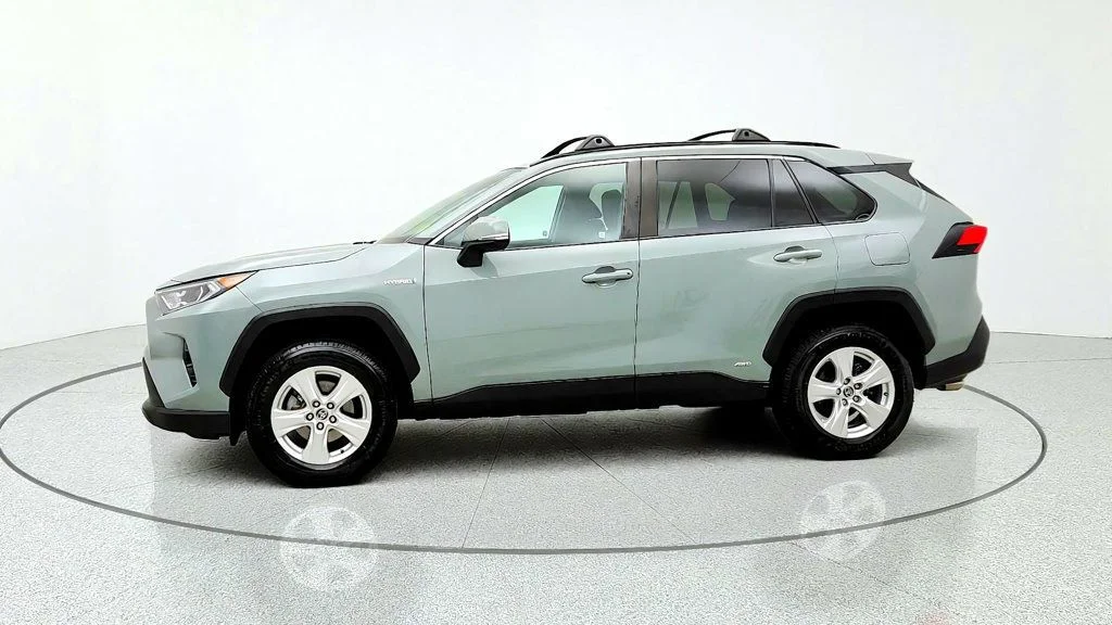 Used 2021 Lunar Rock Toyota Hybrid XLE AWD w/ Weather Package image 8