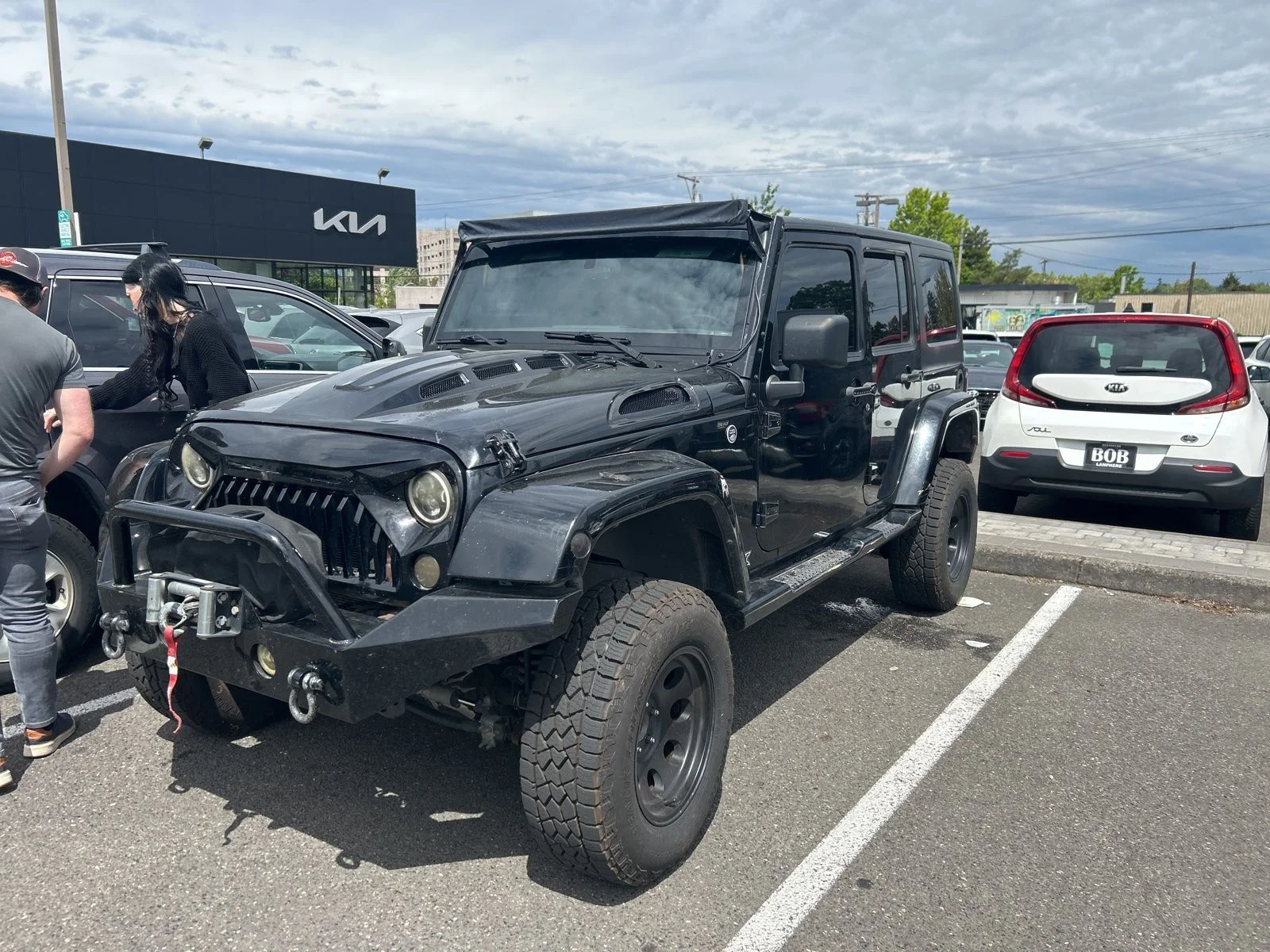 2017 Jeep Wrangler Sport S's photo