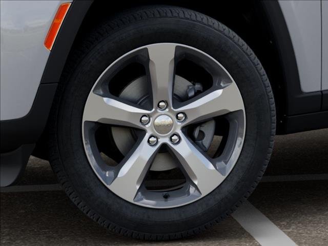 New 2026 Bright White Clear-Coat Exterior Paint Jeep Limited 4x4 image 8