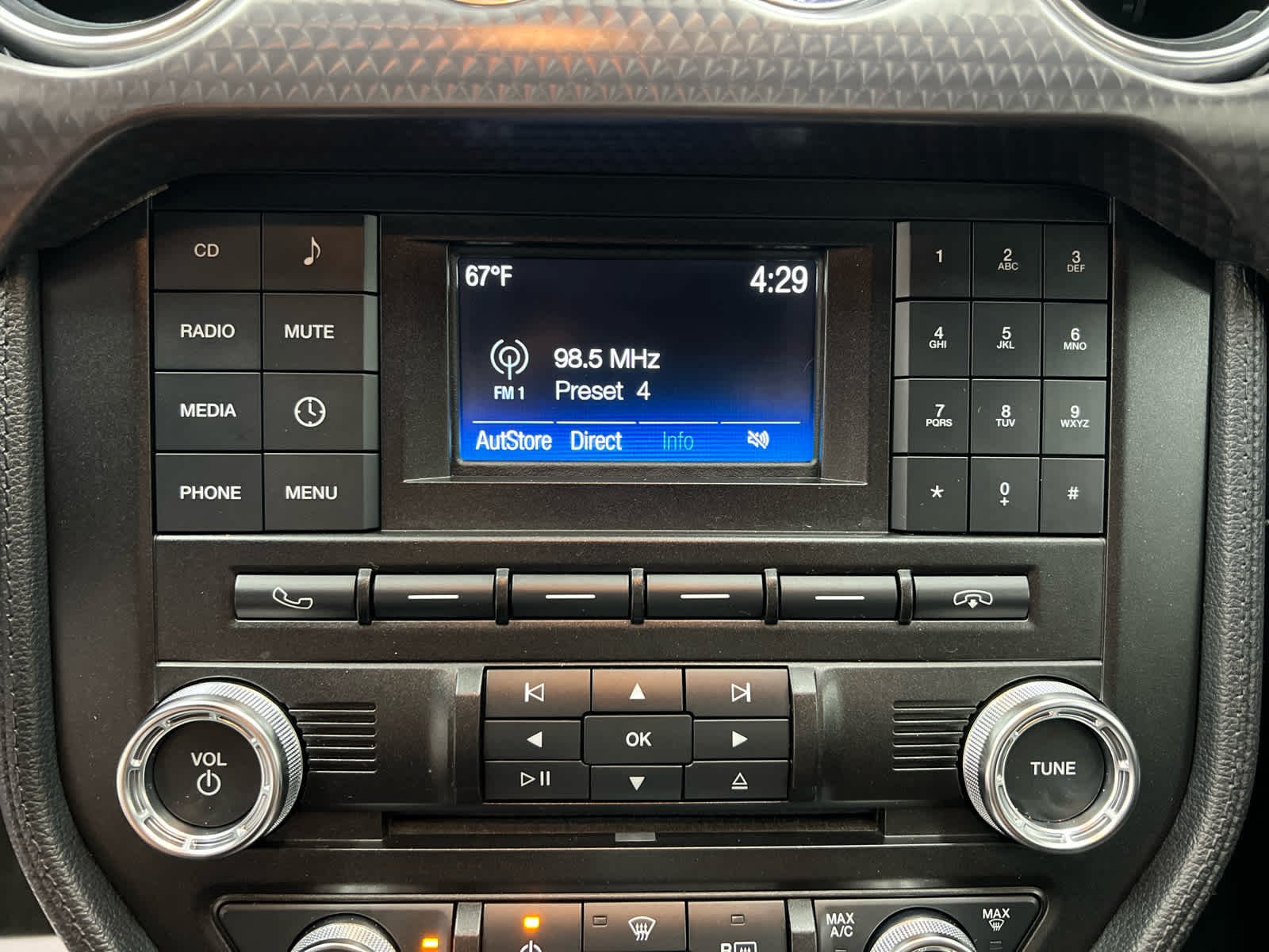 Used 2018 Oxford White Ford EcoBoost image 18