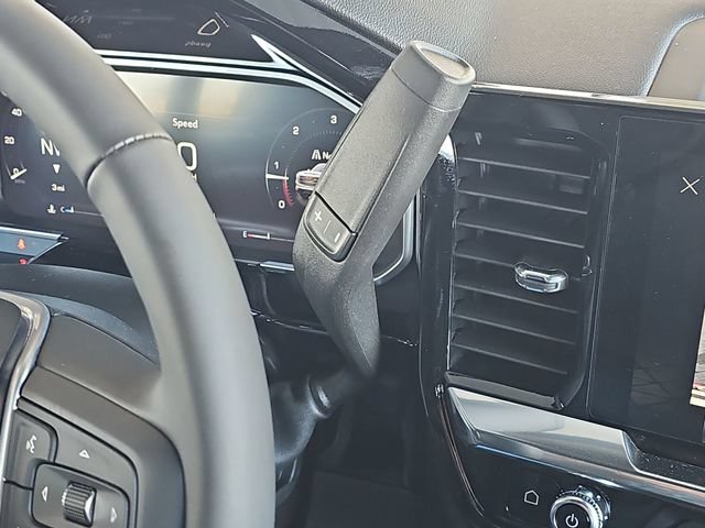 New 2026 Sterling Metallic GMC Elevation image 16