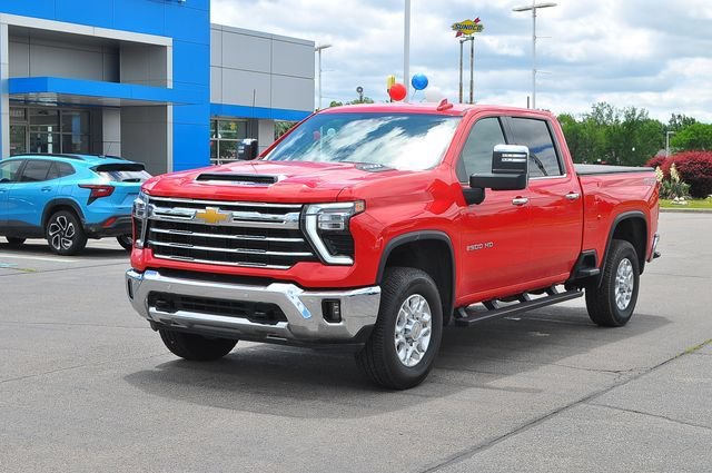 Used 2024 Red Hot Chevrolet LTZ image 7