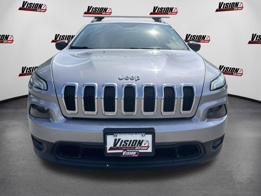 Used 2016 Silver Jeep Sport image 2