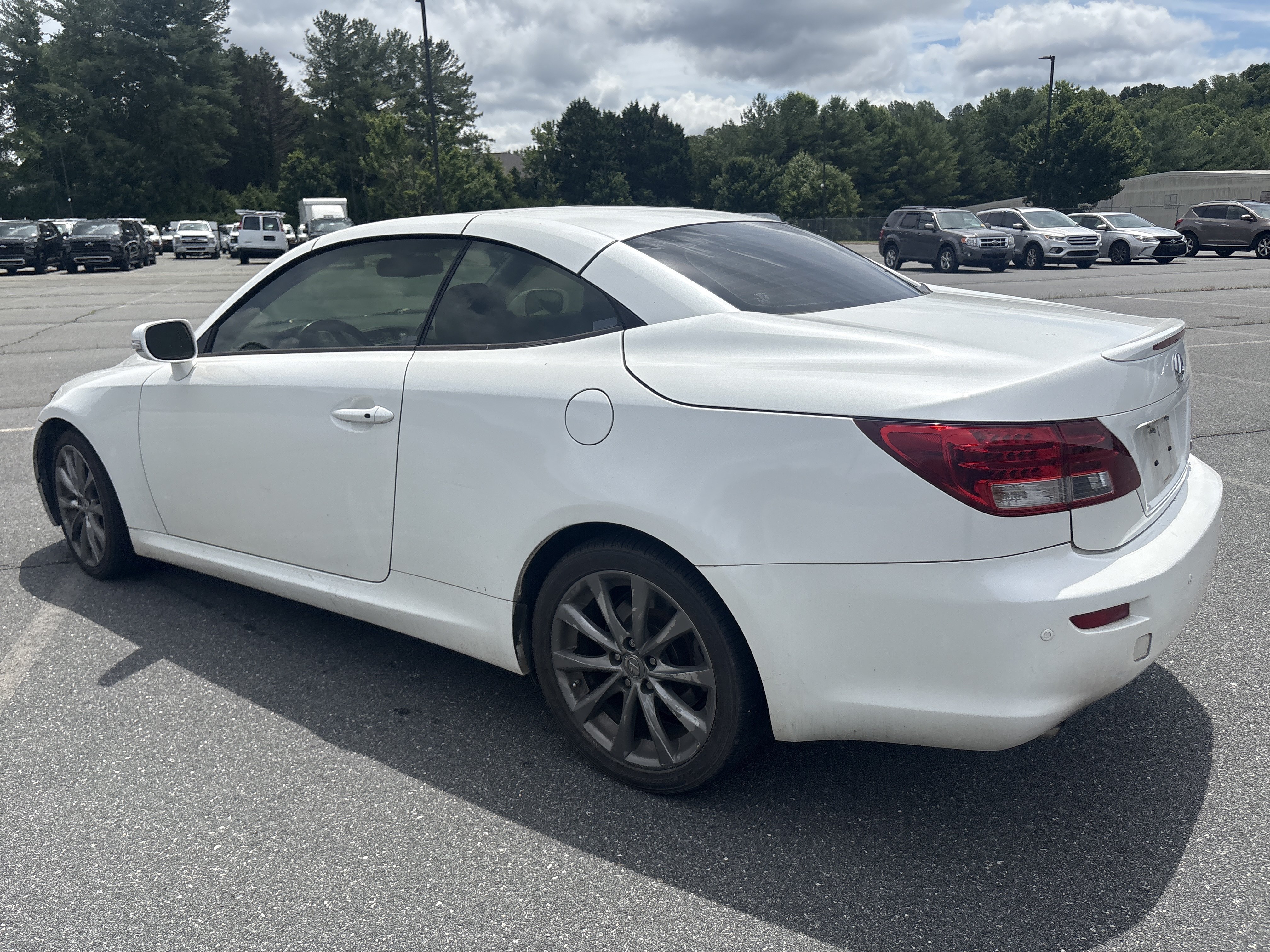Used 2013 Starfire Pearl Lexus 250 C image 3