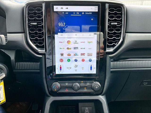 Used 2024 Gray Ford XLT image 25