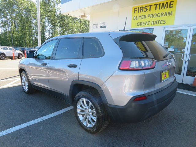 Used 2019 Gray Jeep  image 3