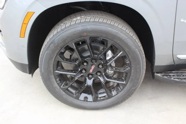 New 2026 Silver GMC Elevation image 7