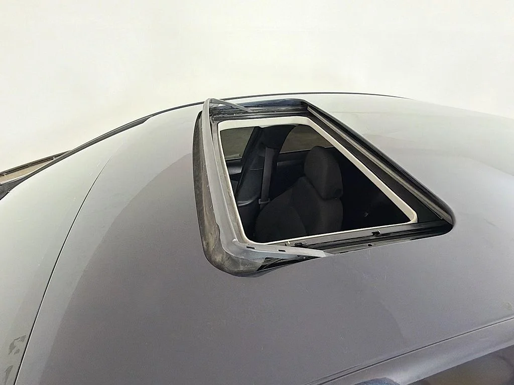 Used 2016 Blue Ray Metallic Chevrolet LT image 17