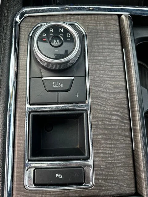 Used 2021 Black Metallic Ford Limited image 23