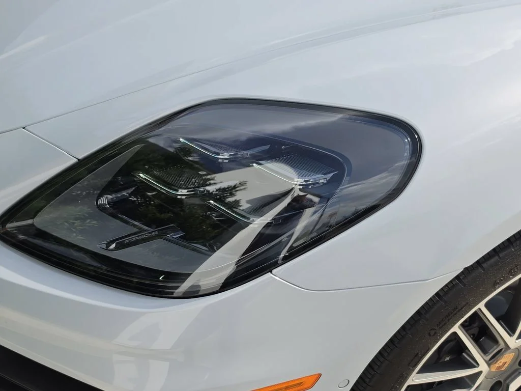 Used 2024 White Porsche 4 image 9