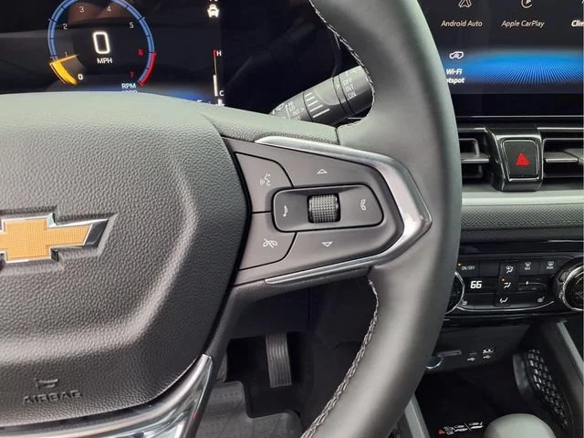 New 2026 Mosaic Black Metallic Chevrolet LT image 10