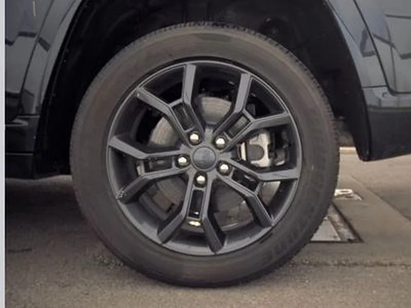 Used 2024 Black Jeep 4xe image 10