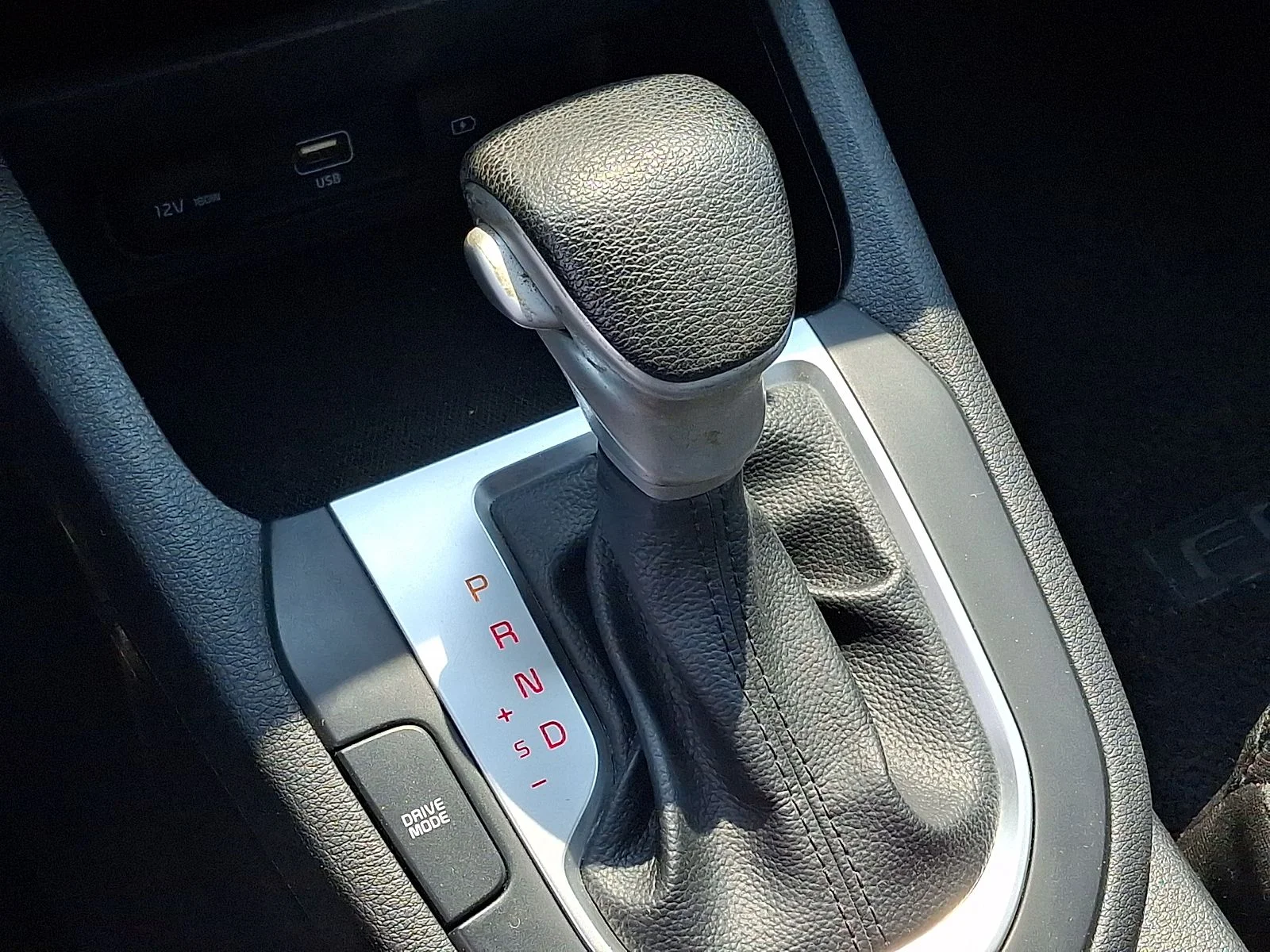 Certified Used 2024 Gray Kia LXS image 14