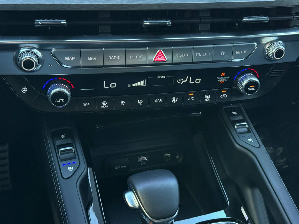 Used 2023 Black Kia SX Prestige X-Line image 27