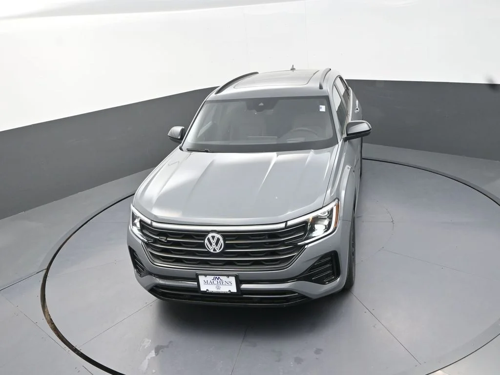 New 2026  Volkswagen 2.0T SEL R-Line Black image 15