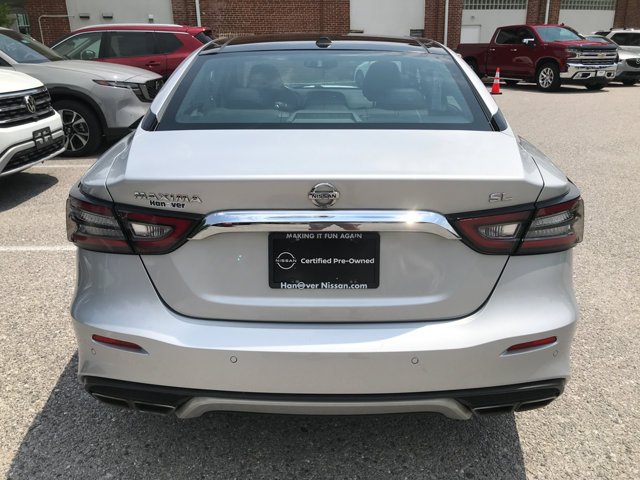 Used 2020 Brilliant Silver Metallic Nissan SL image 6