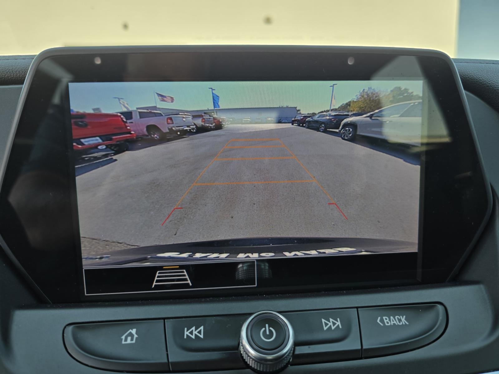 Used 2022 BLACK Chevrolet LT image 12