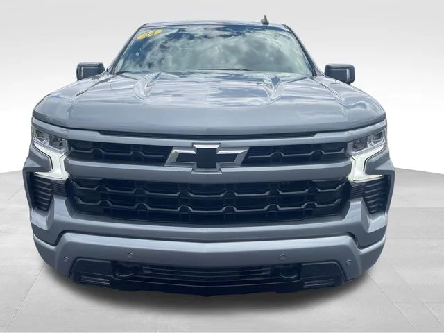 Used 2024 Gray Chevrolet RST image 9