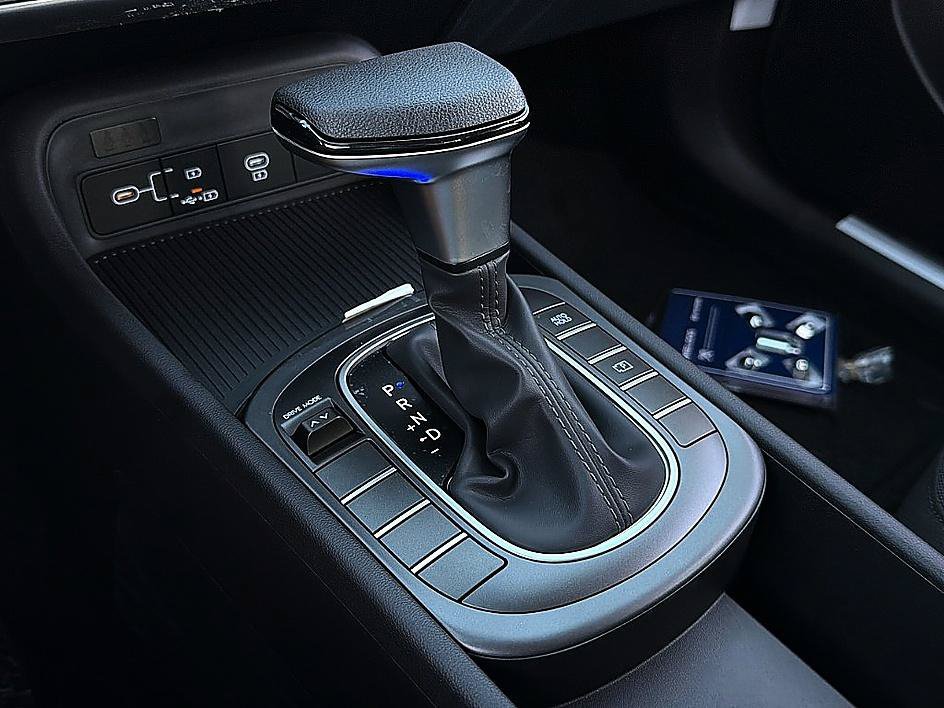 New 2027 Mirage Green Hyundai SE FWD image 12