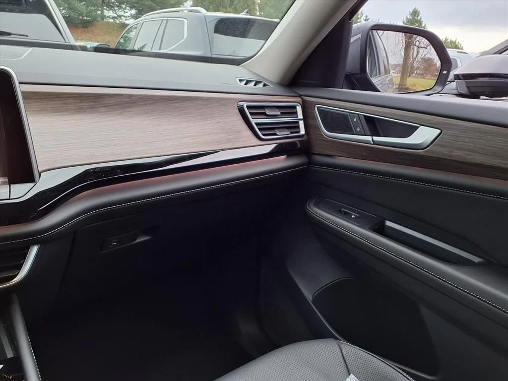New 2026 Pure Gray Volkswagen 2.0T SEL image 17