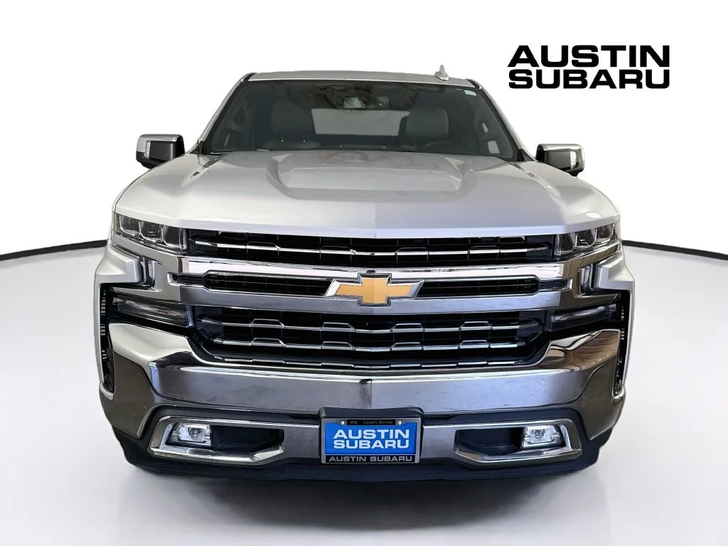 Used 2019 Silver Chevrolet LTZ image 2