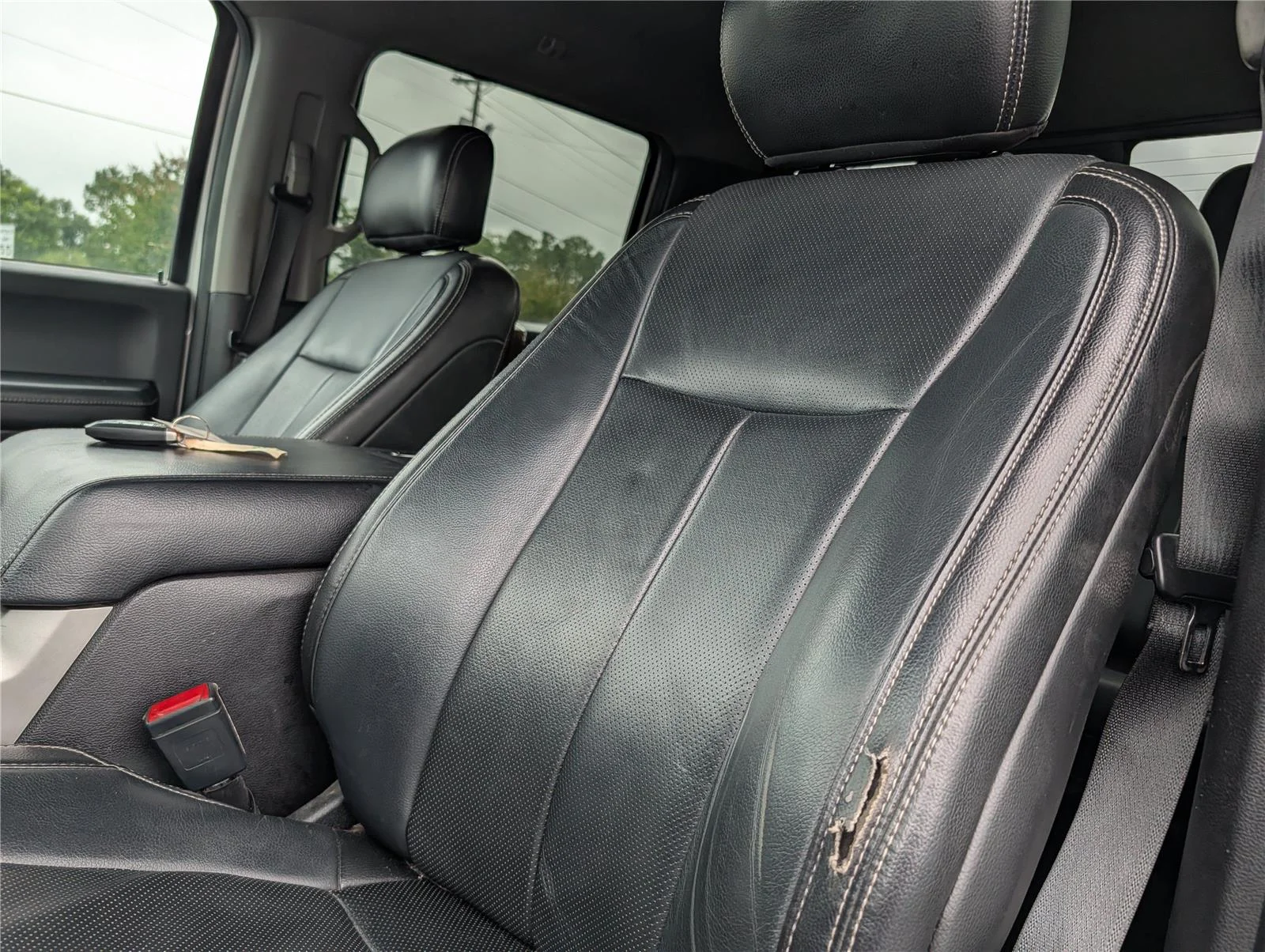 Used 2018 White Platinum Metallic Tri-Coat Ford King-Ranch SuperCrew 5.5-ft. 2WD image 13