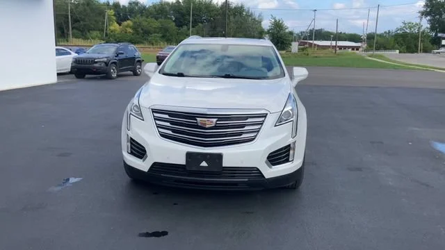 Used 2017 White Cadillac Luxury AWD image 3