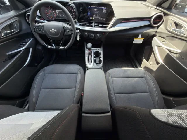 2026 Chevrolet Trax RS - Photo 10