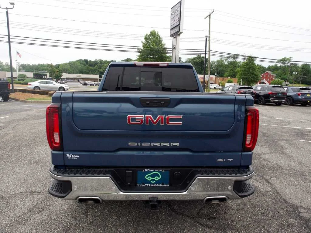 Certified Used 2024 Downpour Metallic GMC SLT image 7