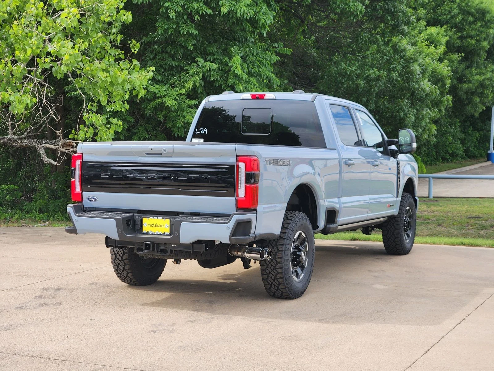 New 2026 Glacier Gray Metallic Tri-Coat Ford F-250® Platinum® image 4