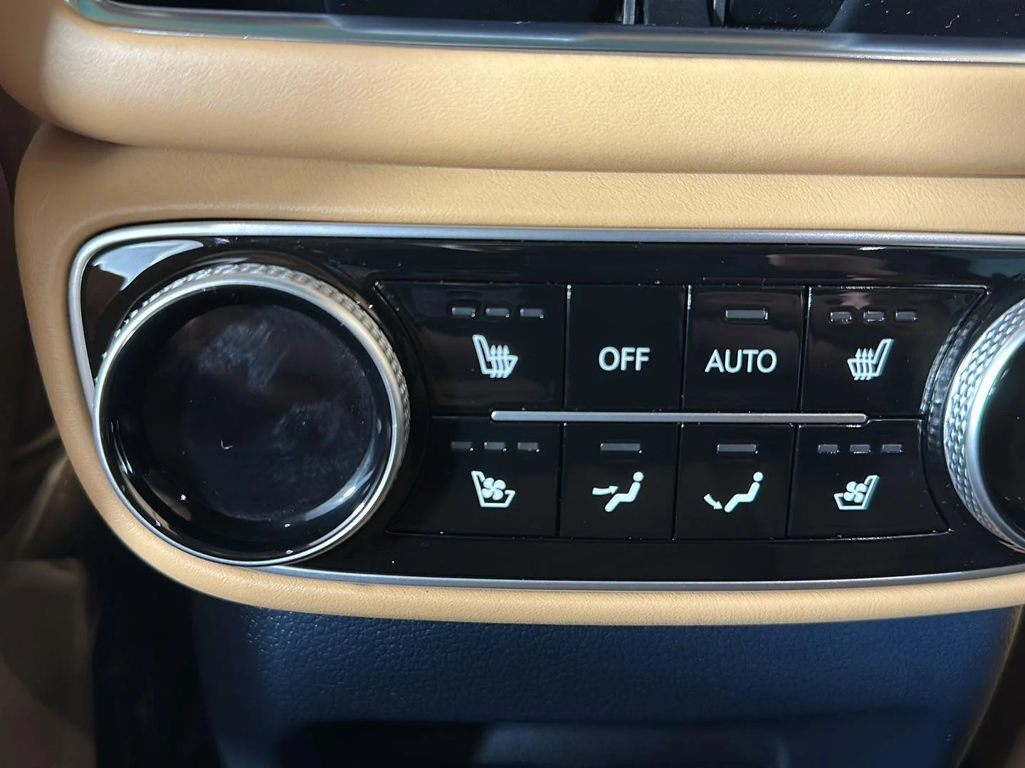 Used 2023 Alta White Genesis 3.5T image 27