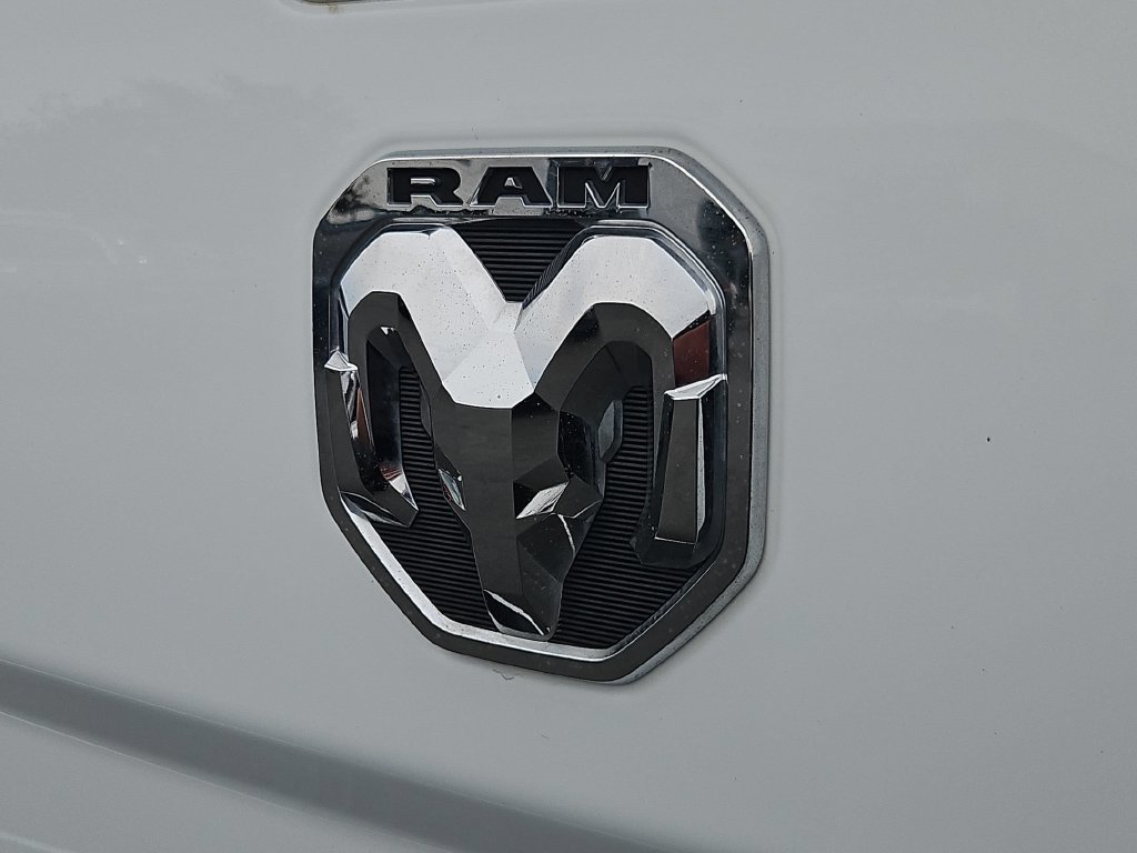 Used 2024 White Ram Laramie image 25
