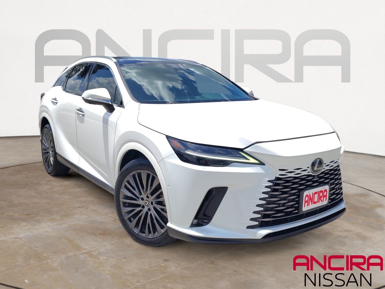 Used 2023 White Pearl Lexus 350 Luxury image 1