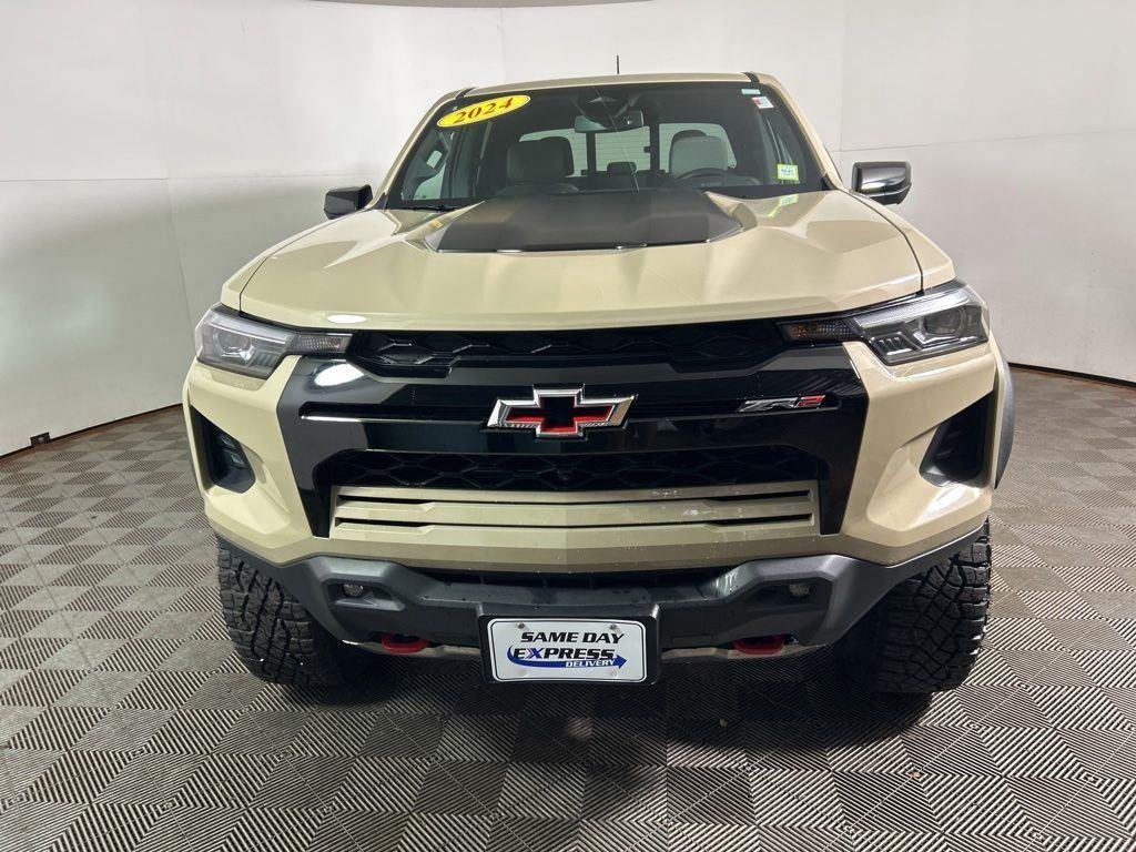Used 2024 Sand Dune Metallic Chevrolet ZR2 image 11