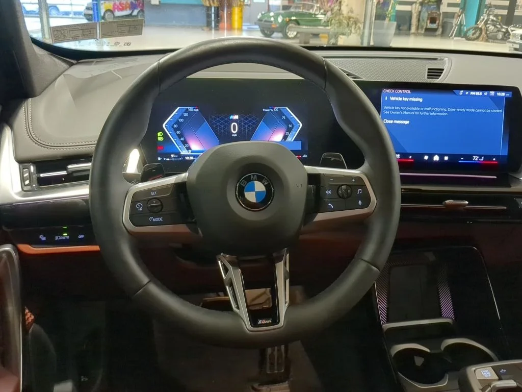 Used 2026 White BMW xDrive28i image 2