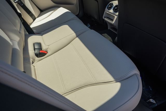 New 2026 Polar White Mercedes-Benz C 300 image 30