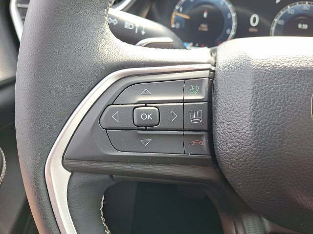 Used 2023 Bright White Clearcoat Jeep Altitude X image 22